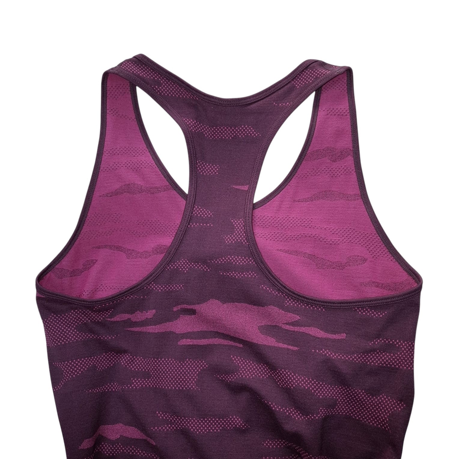 Bluzë sportive për femra