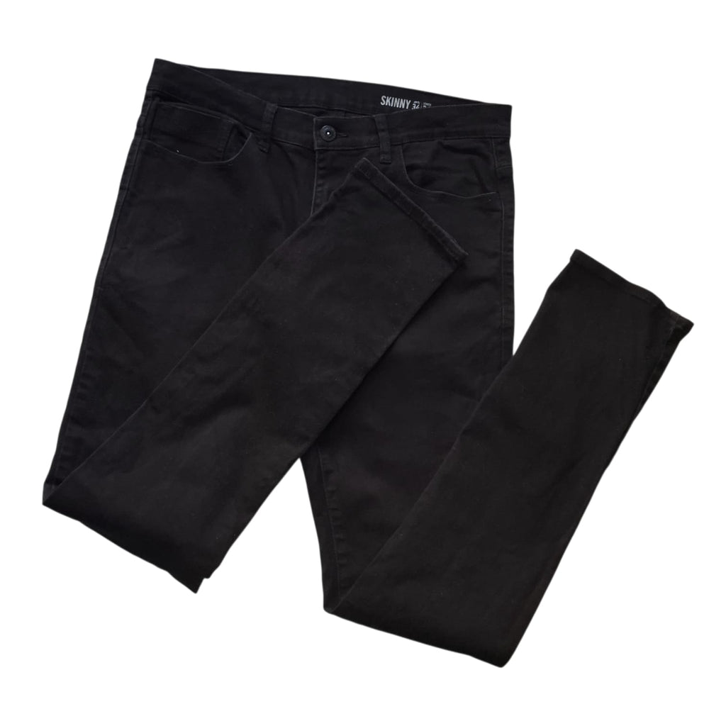 Farmerka të zeza skinny